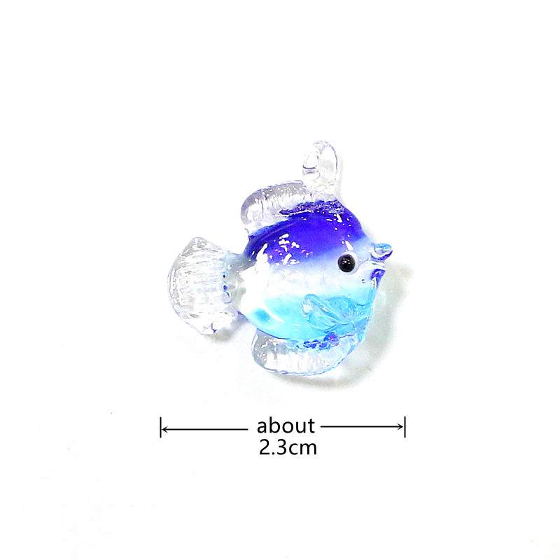 カラフルなミニの熱帯魚ガラス2点が魅力的な海洋動物のペンダン - Marine Aquarium Japan のレビューと価格